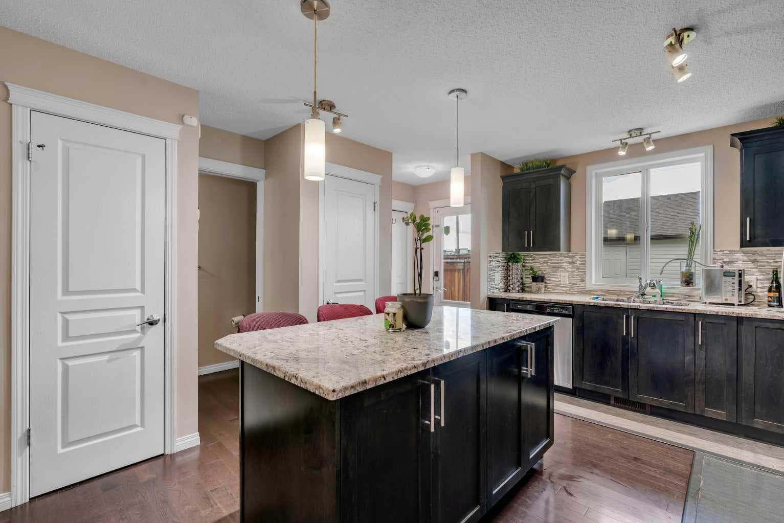 230 Cranford Park SE