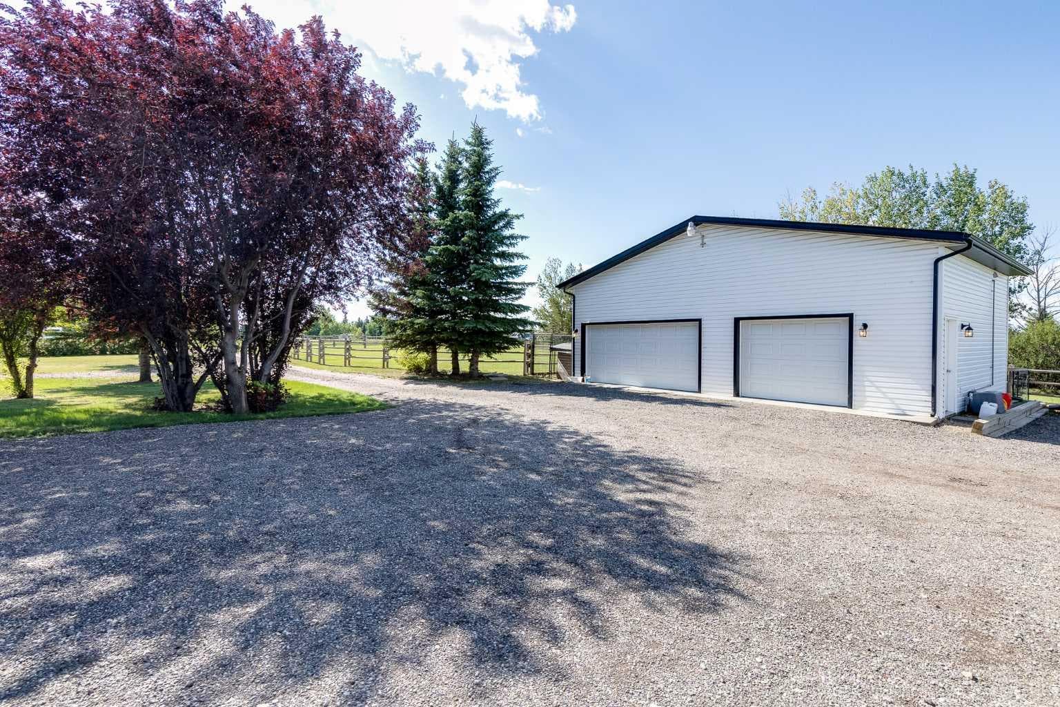 272055 Range Road 282A  