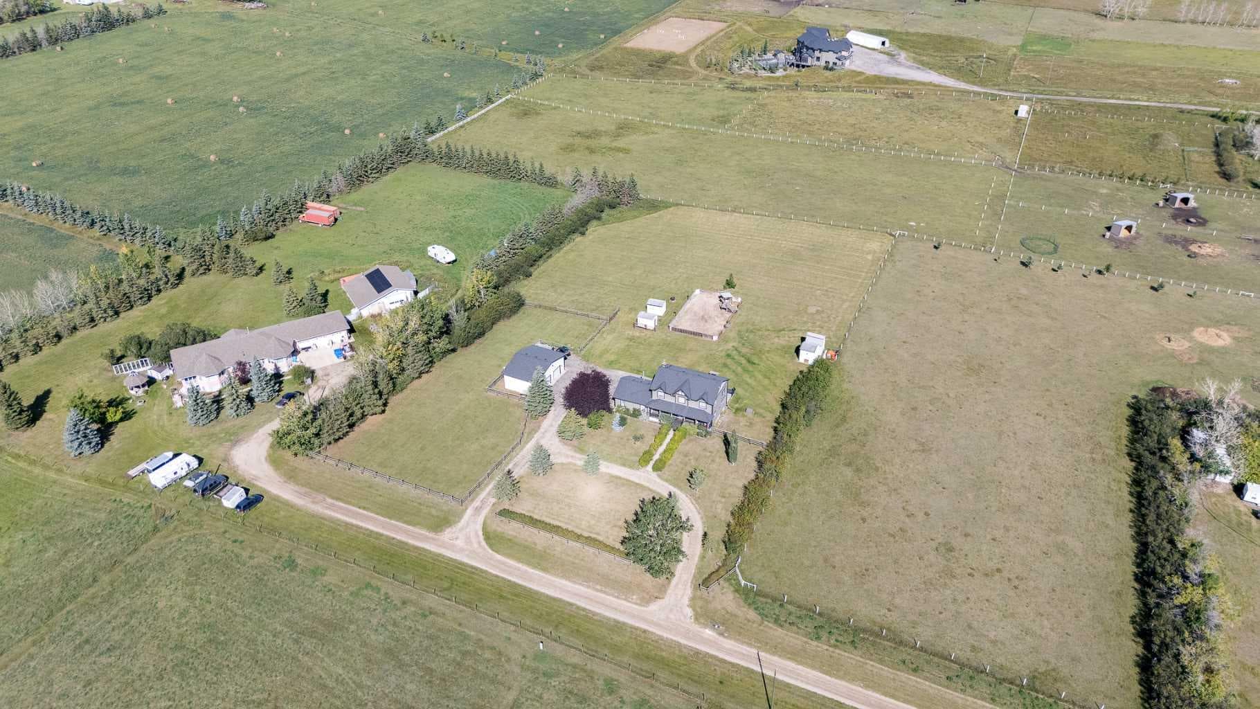 272055 Range Road 282A  