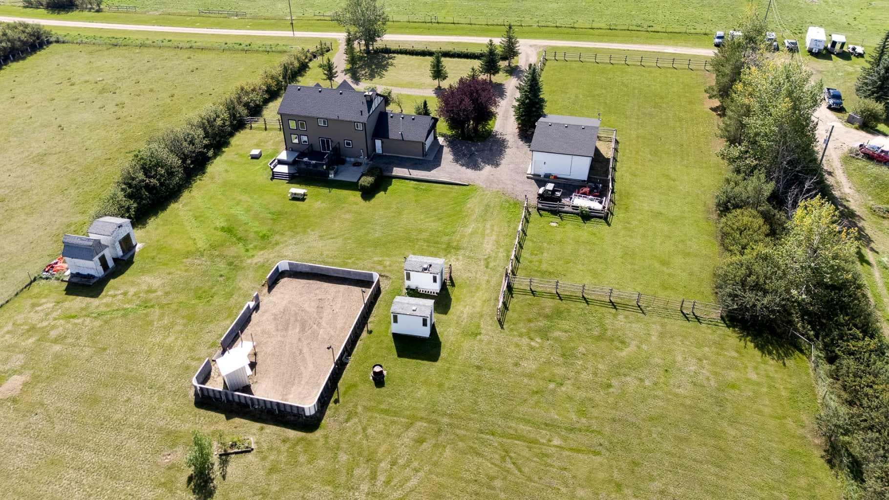 272055 Range Road 282A  