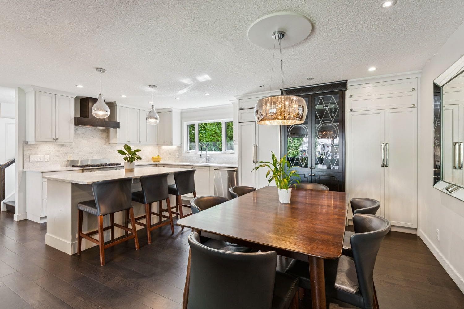 16 Varsdale Place NW