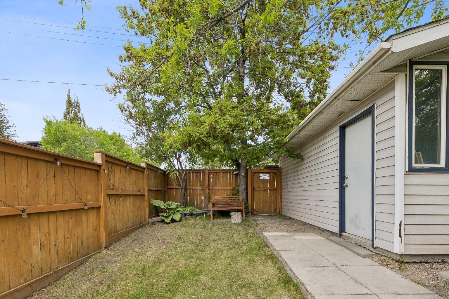 1840 33 Avenue SW