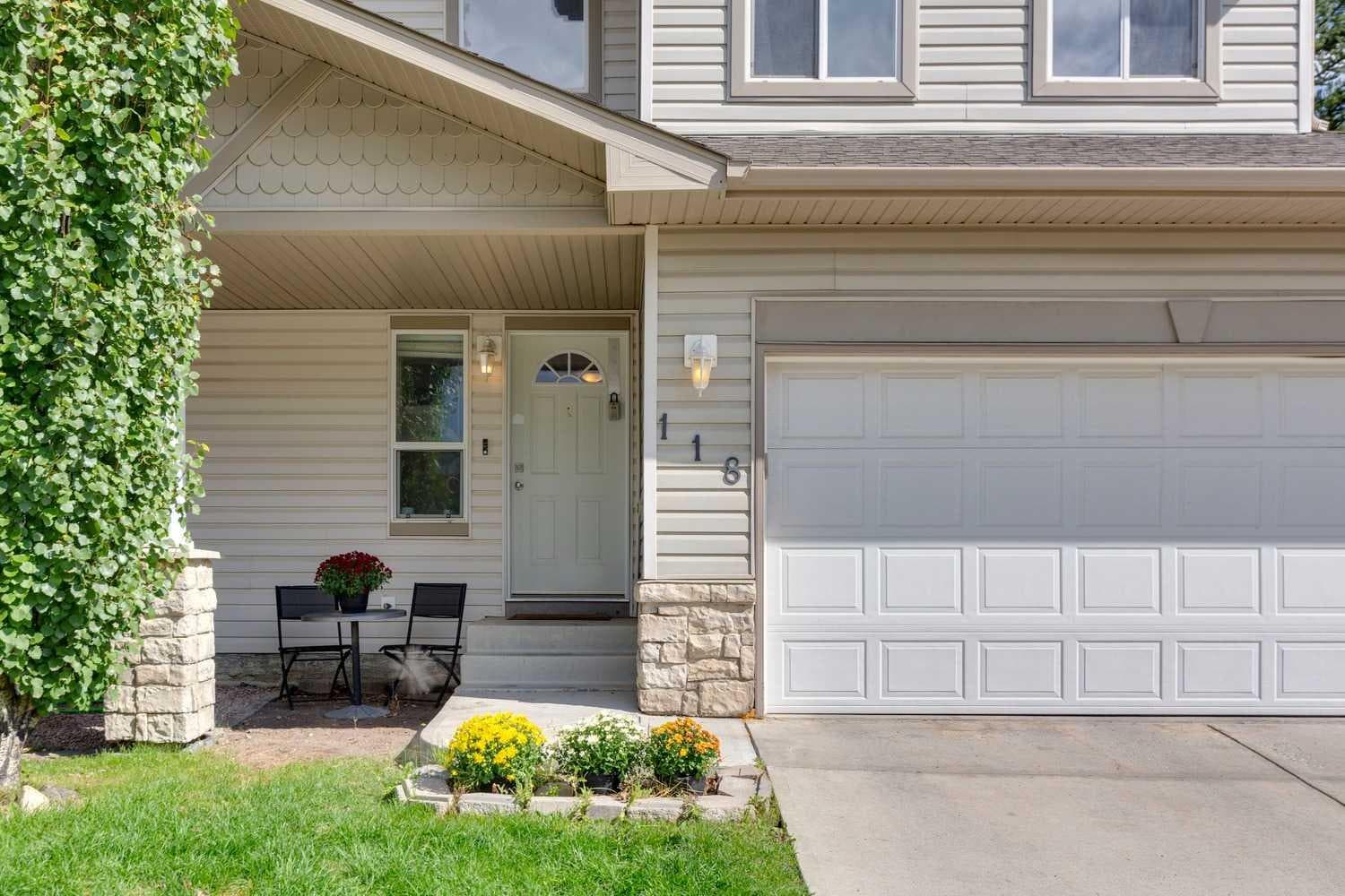 118 Citadel Meadow Gardens NW