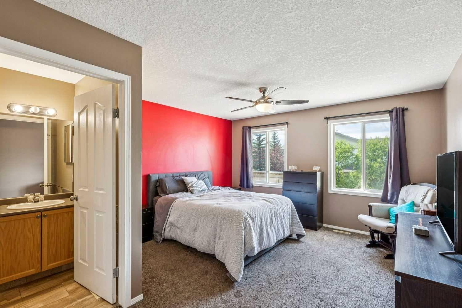 118 Citadel Meadow Gardens NW
