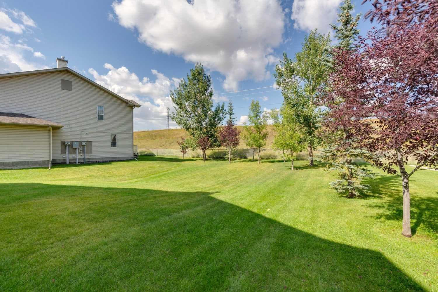 118 Citadel Meadow Gardens NW