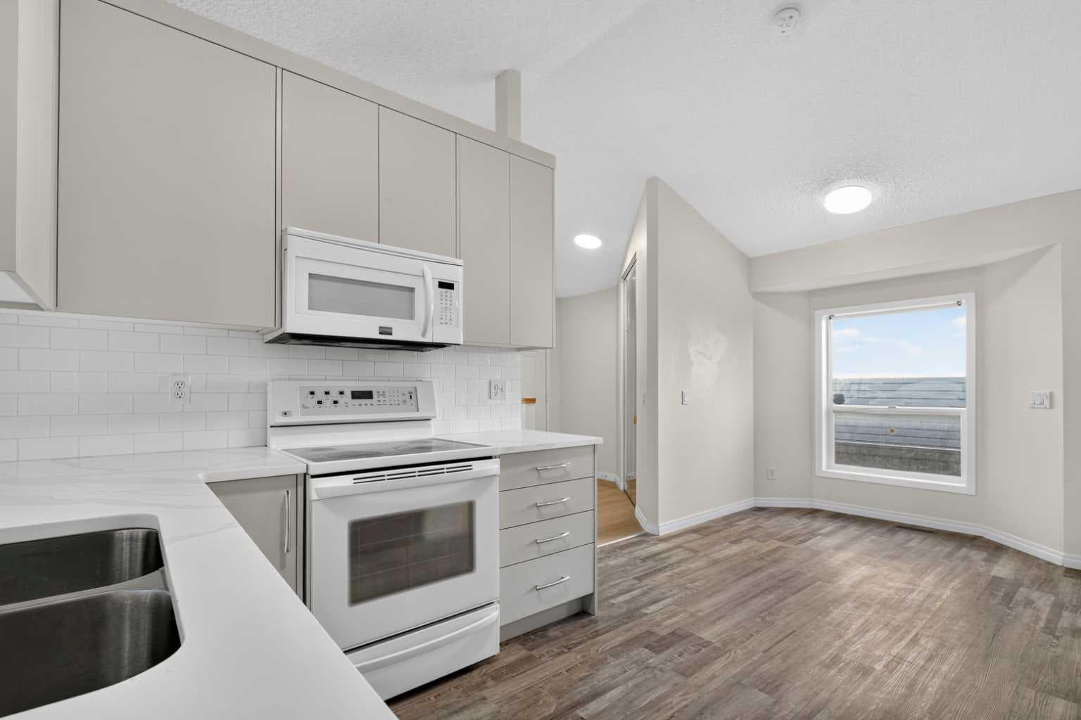 44 Harvest Gold Circle NE