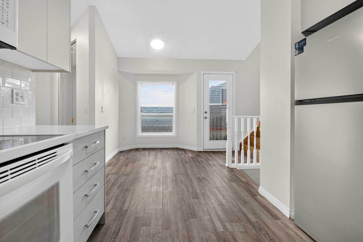 44 Harvest Gold Circle NE