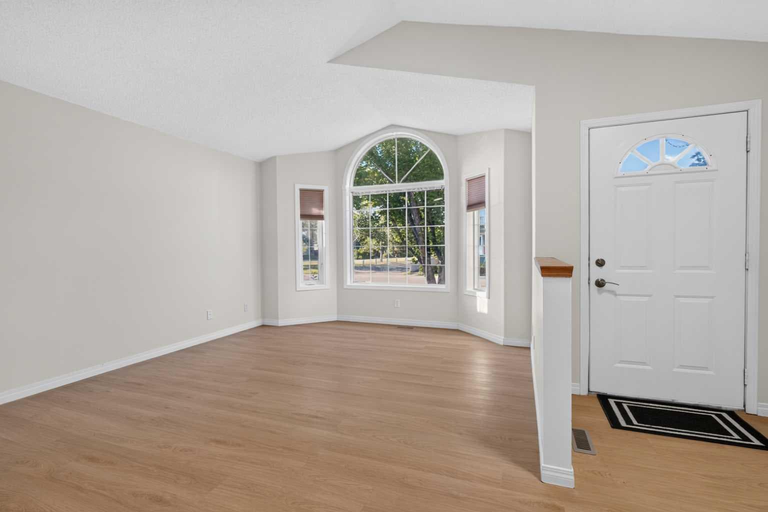44 Harvest Gold Circle NE