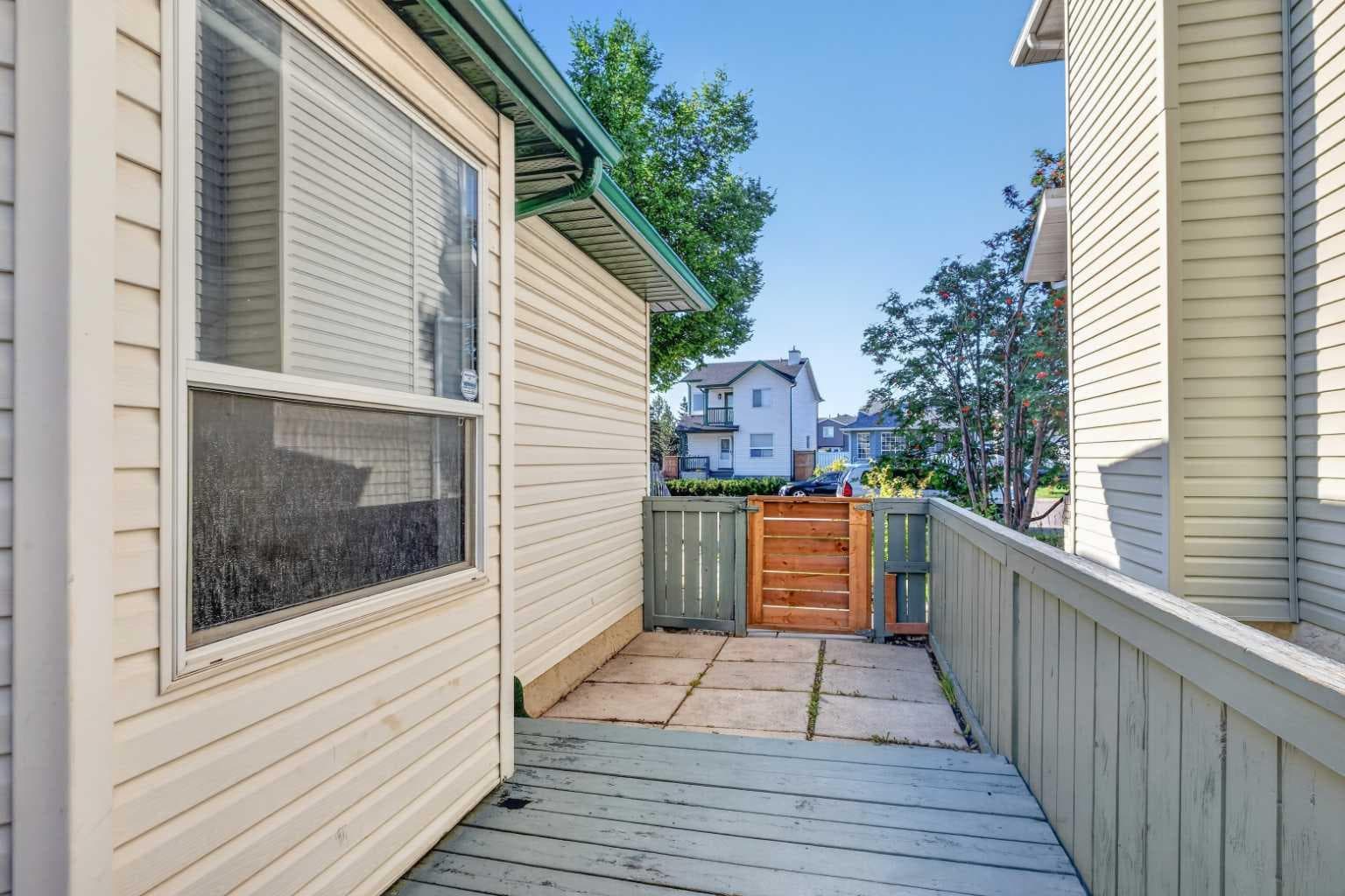 44 Harvest Gold Circle NE