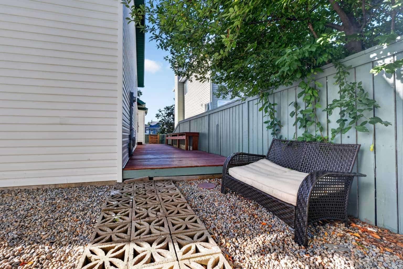 44 Harvest Gold Circle NE