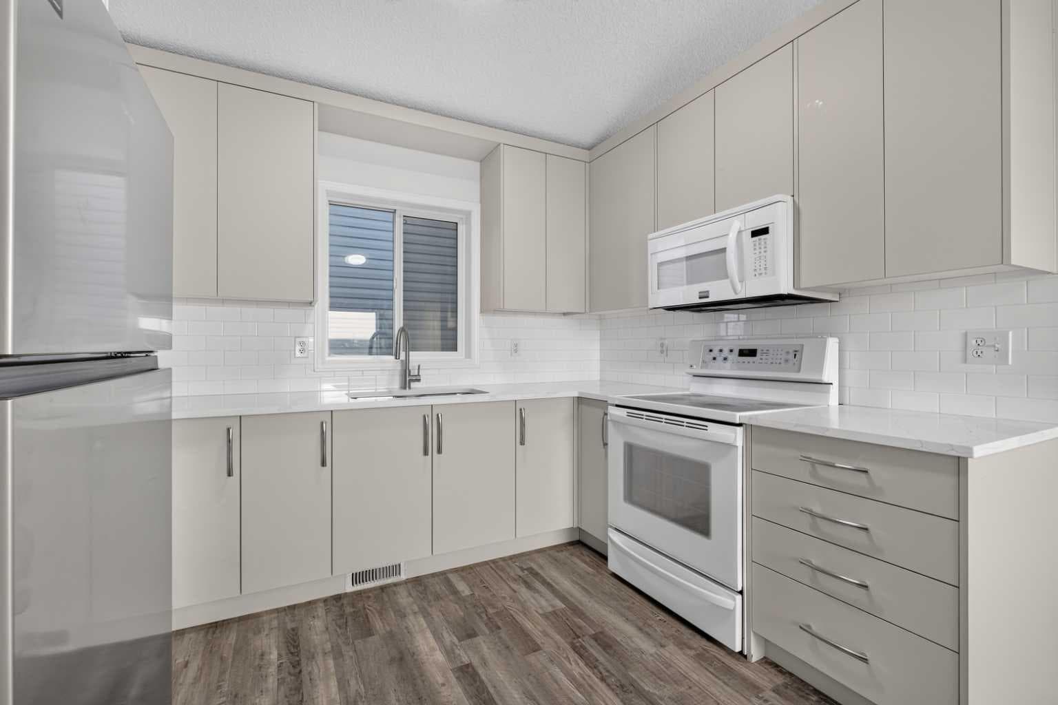 44 Harvest Gold Circle NE
