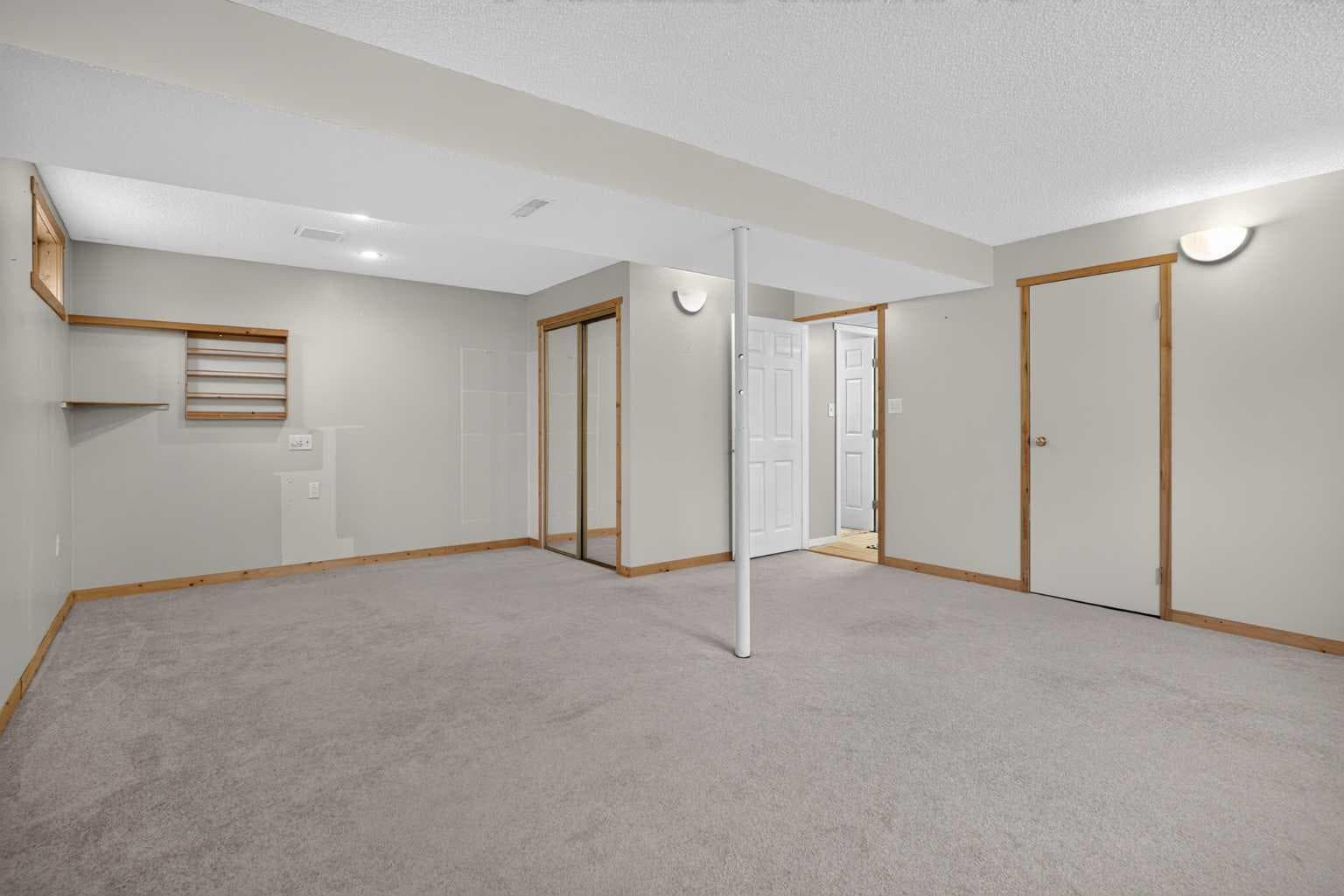 152 Maddock Way NE