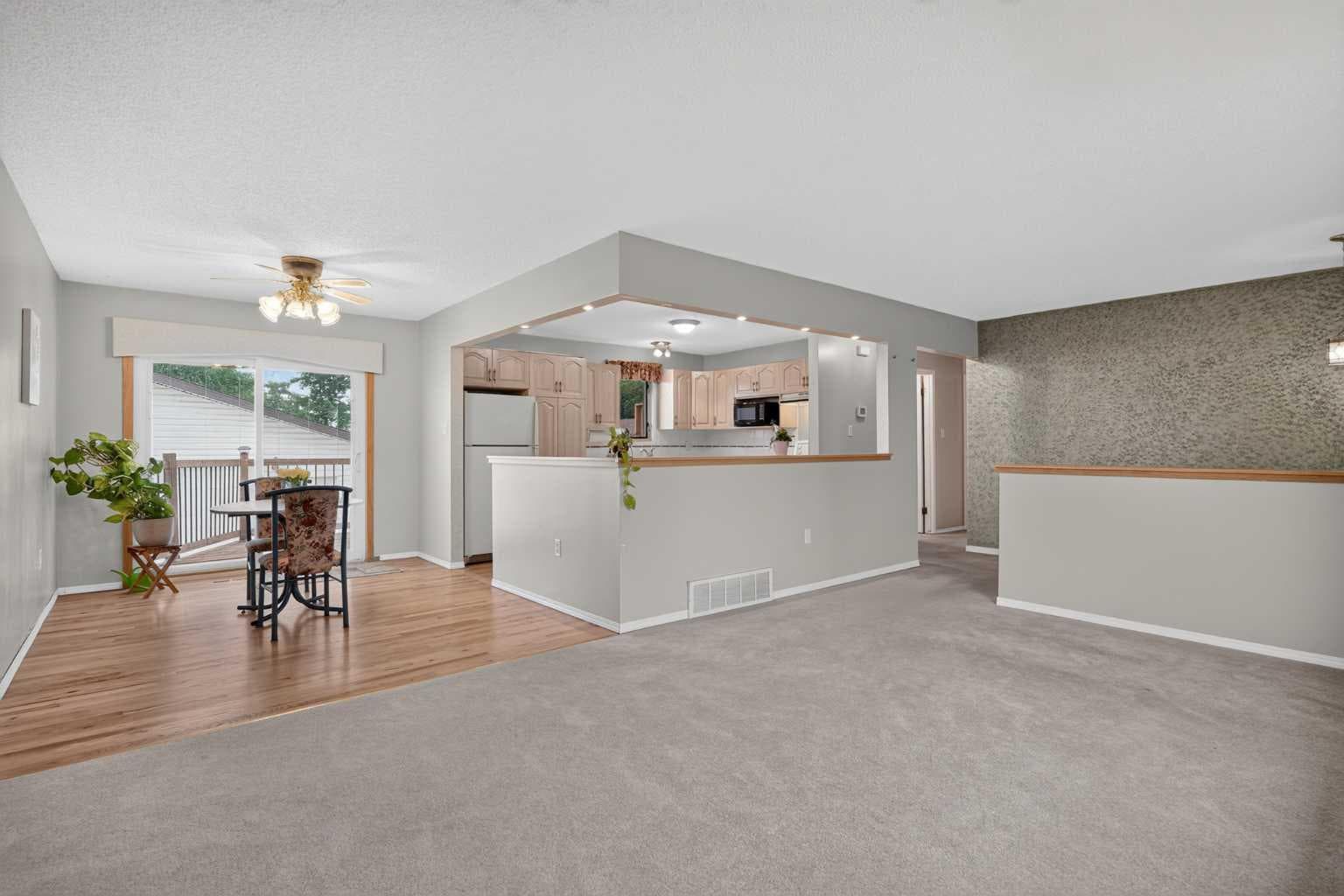 152 Maddock Way NE