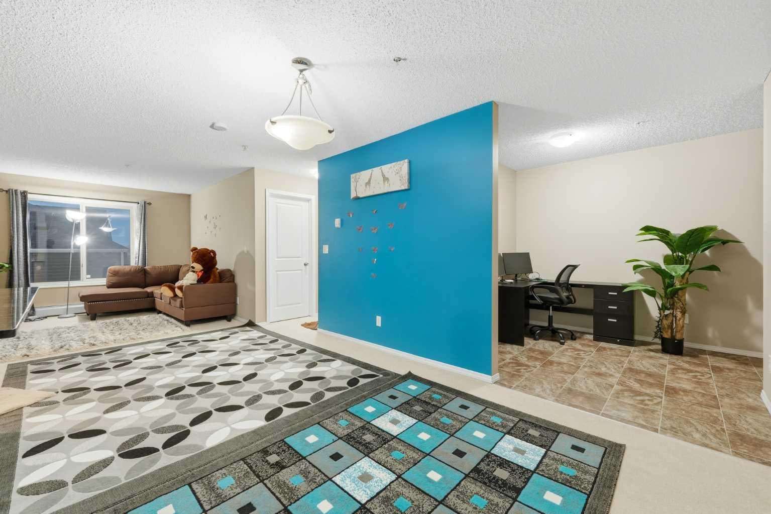 301, 15 Saddlestone Way NE