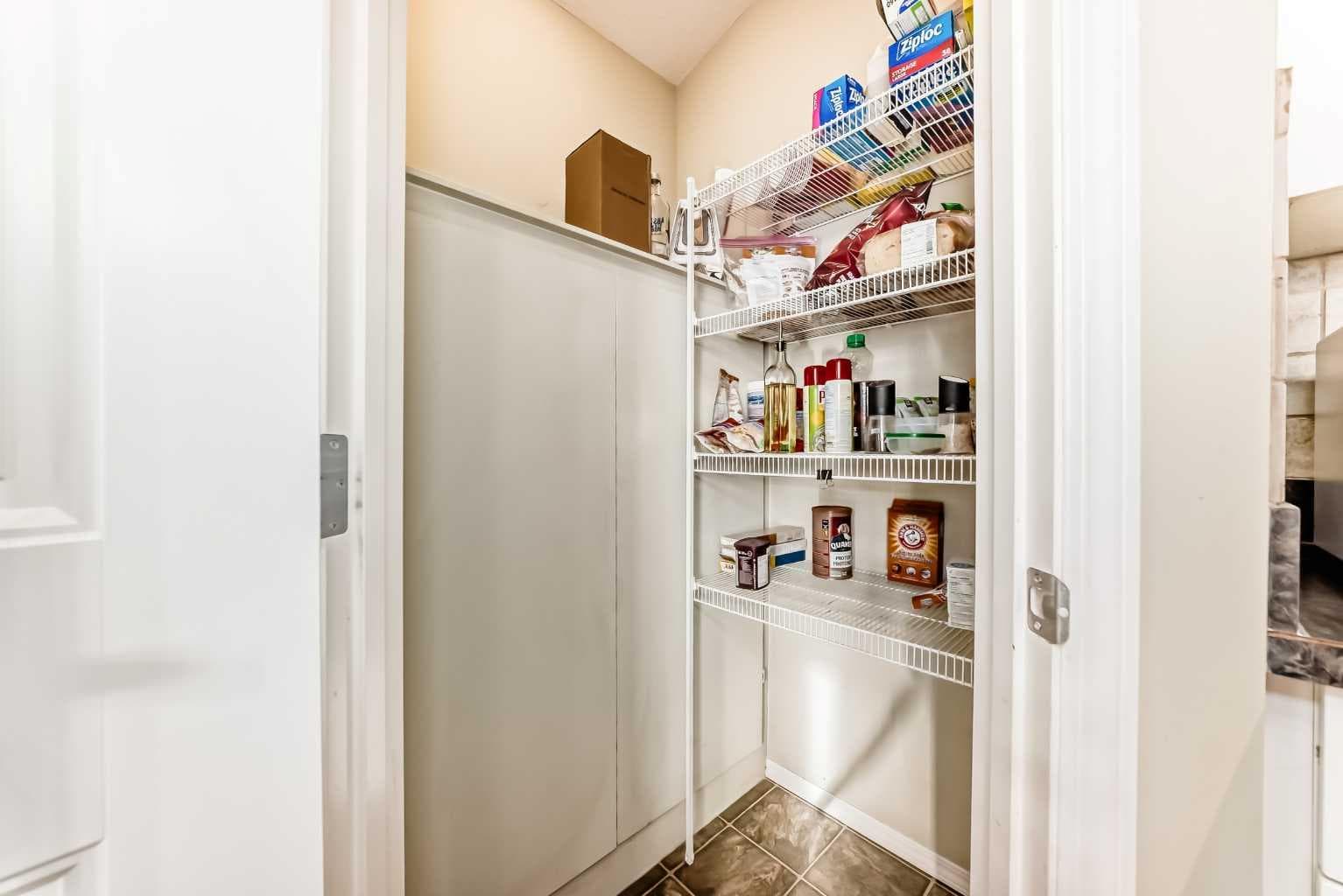 205, 20 Panatella Landing NW