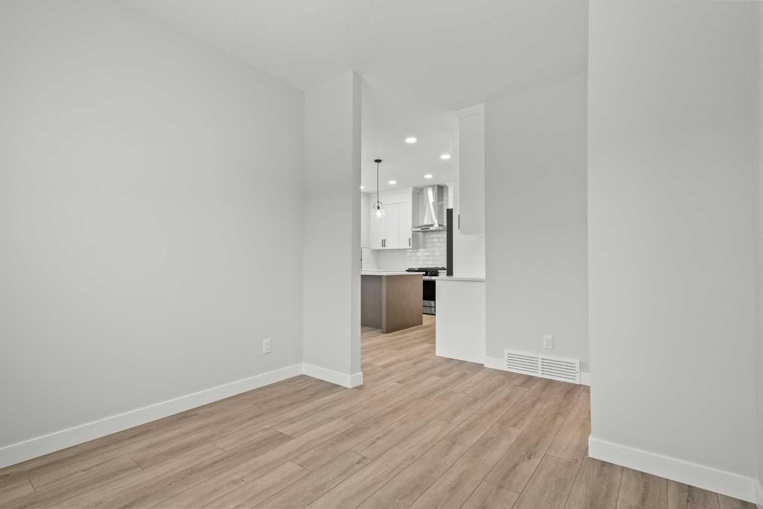 318 Kinniburgh Loop 