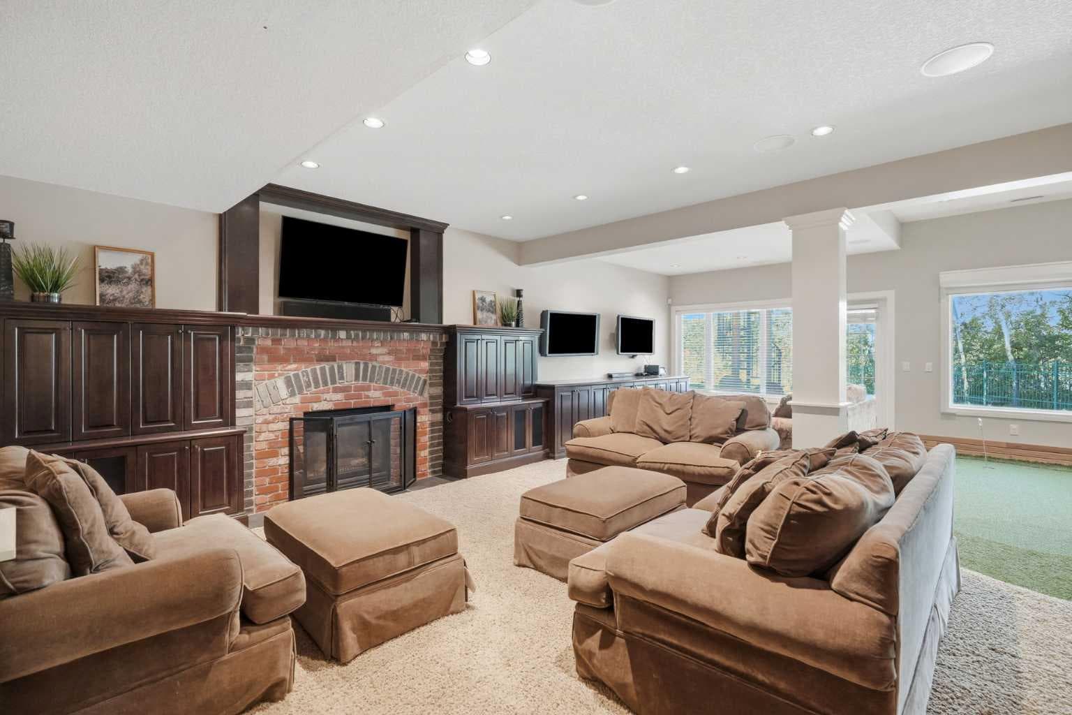 62 Christie Estate Terrace SW
