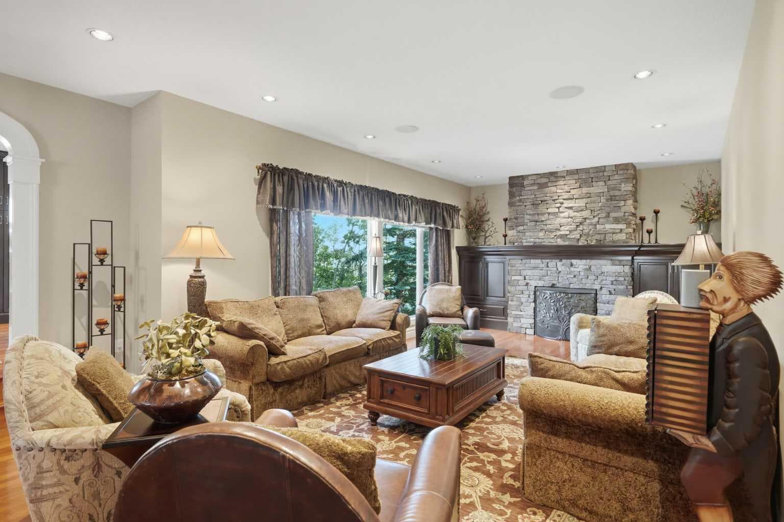 62 Christie Estate Terrace SW