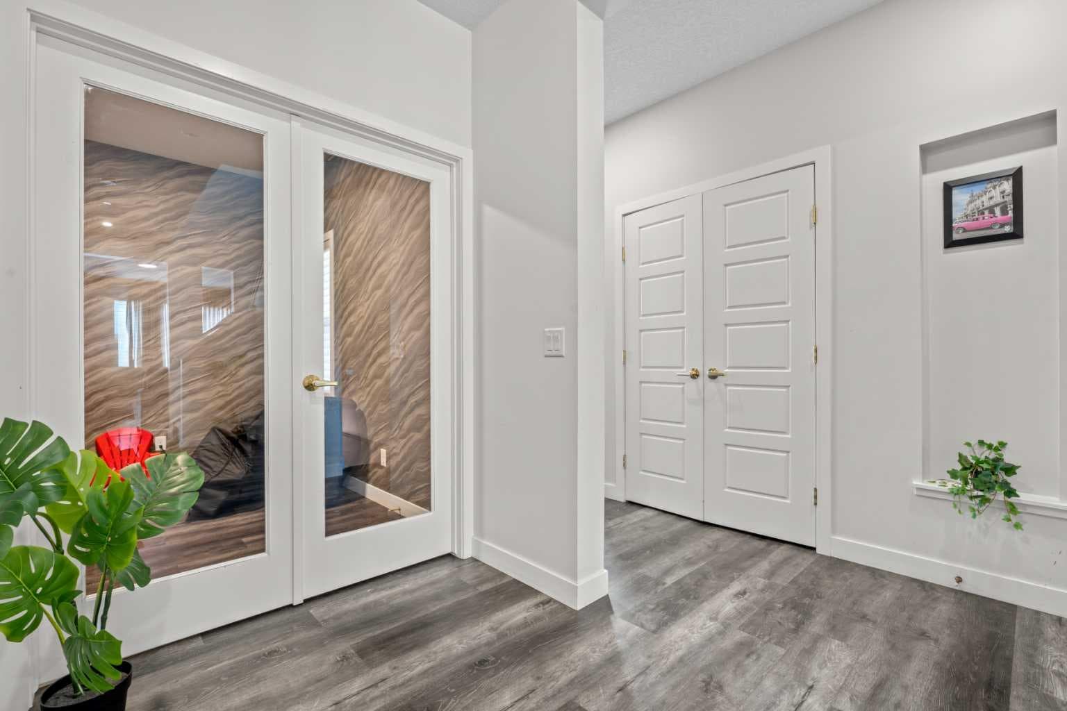 22 Howse Mount NE