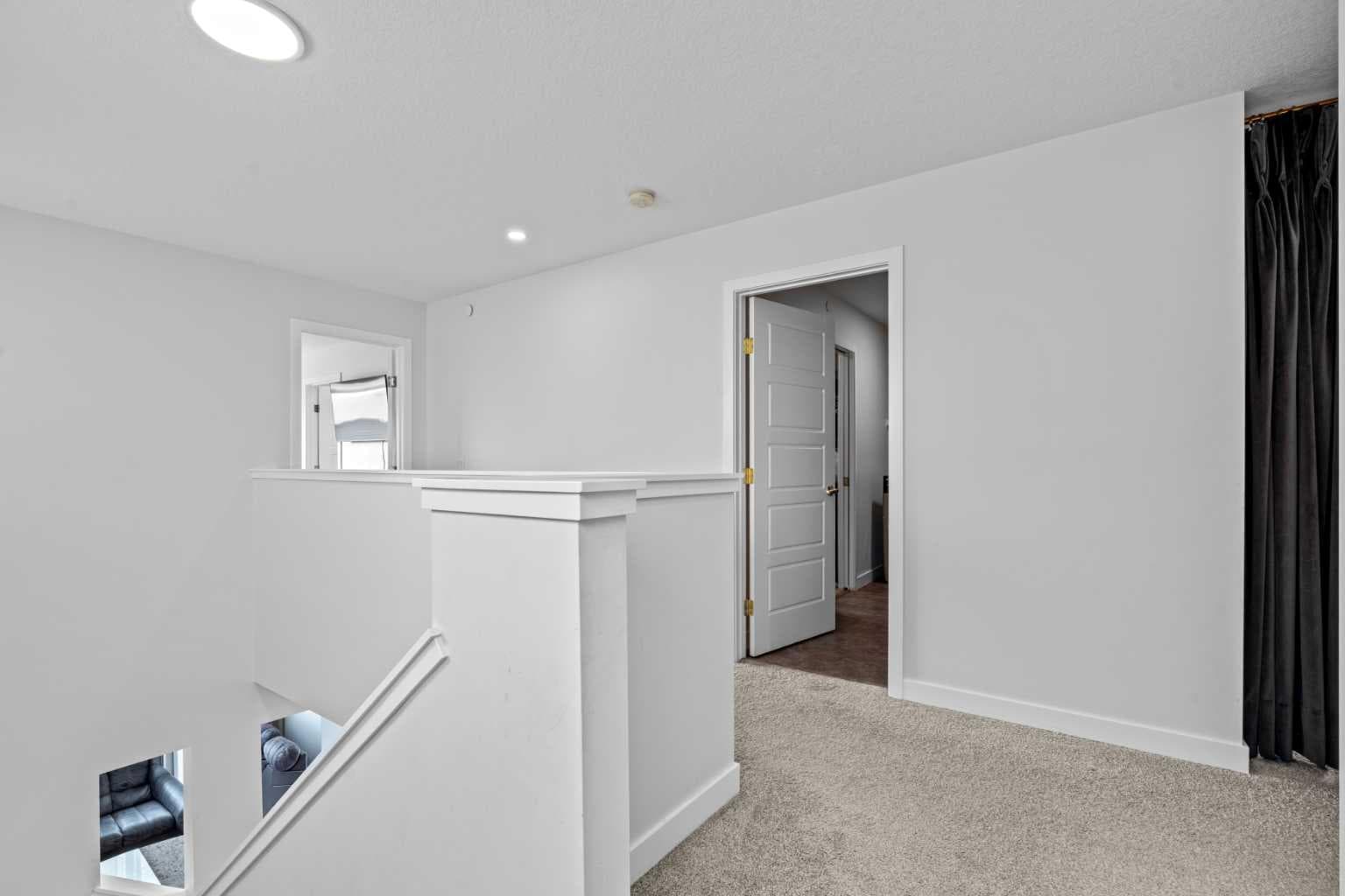 22 Howse Mount NE