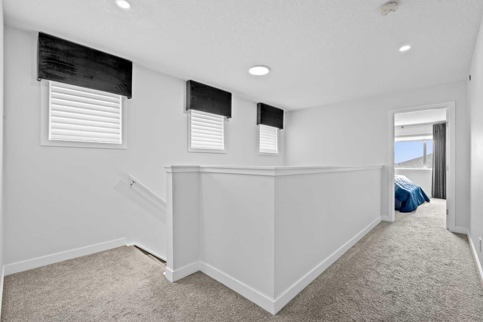 22 Howse Mount NE