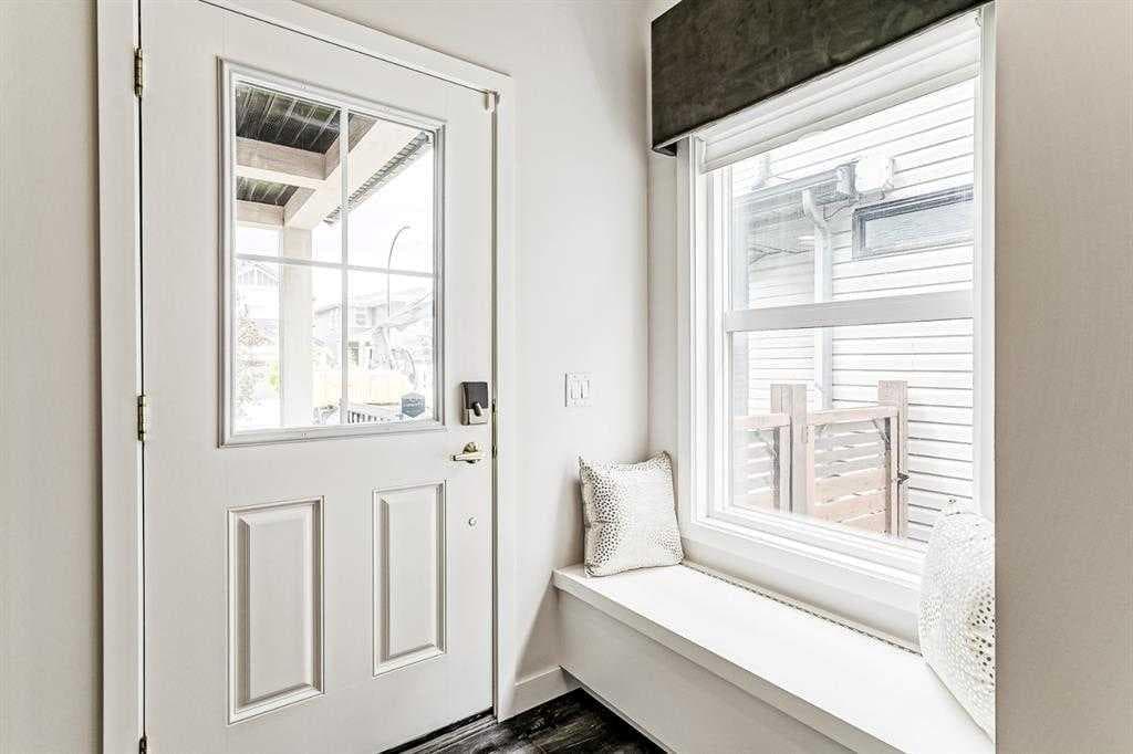 22 Howse Mount NE