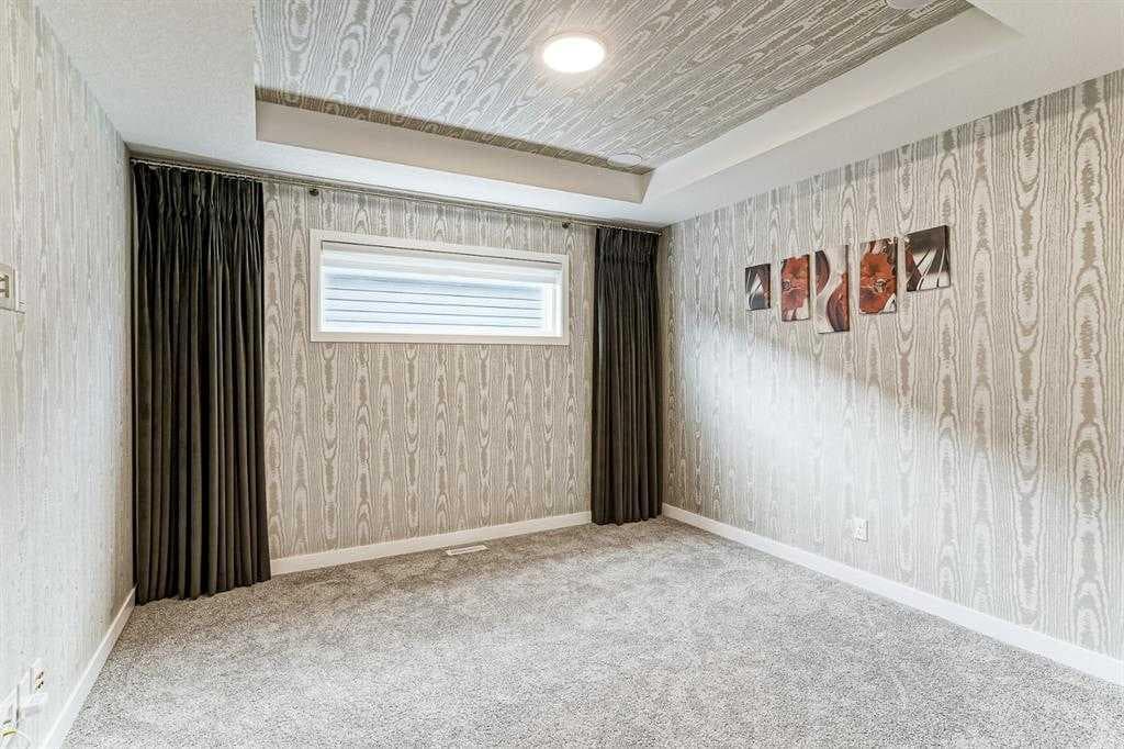 22 Howse Mount NE