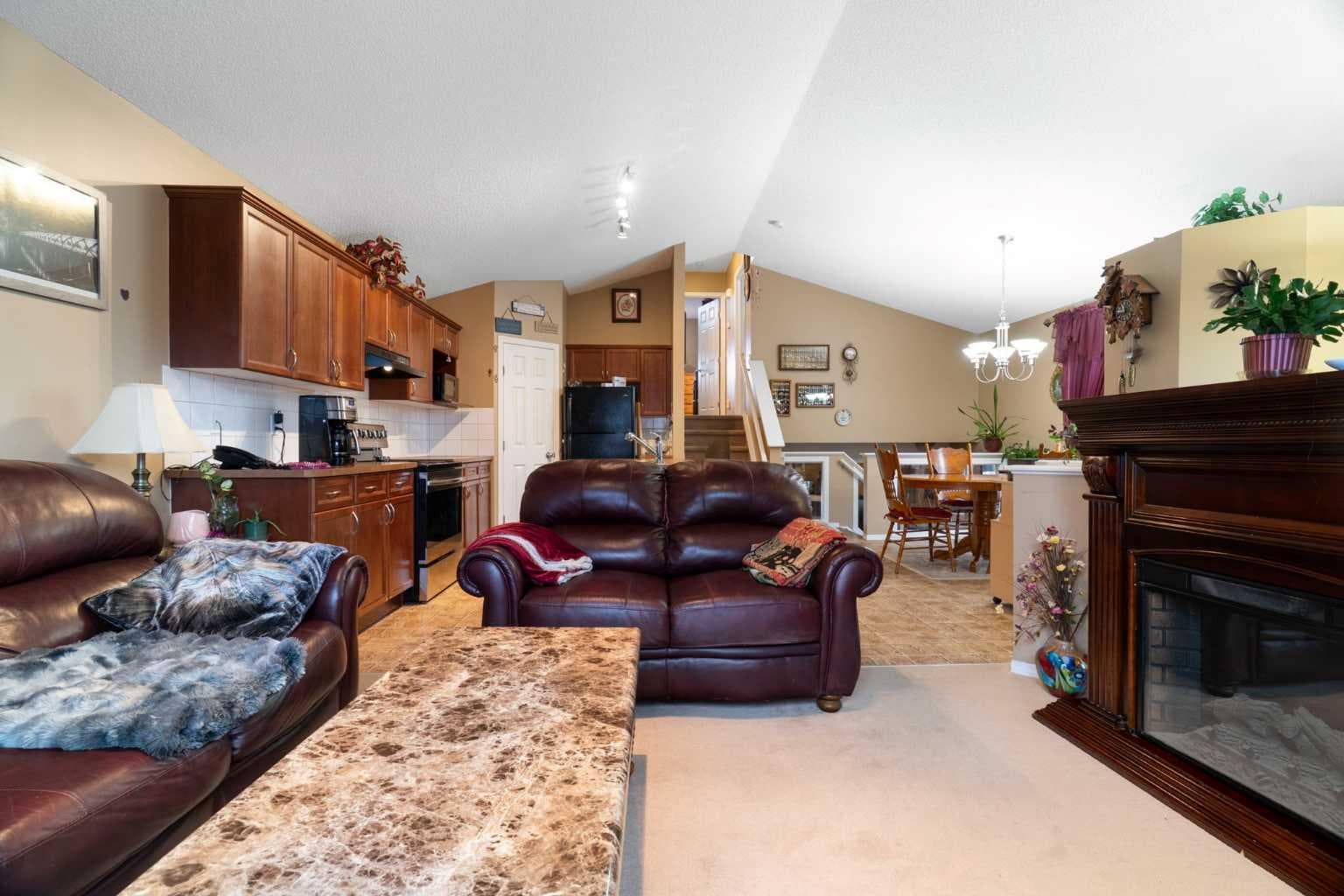 128 Copperstone Grove SE