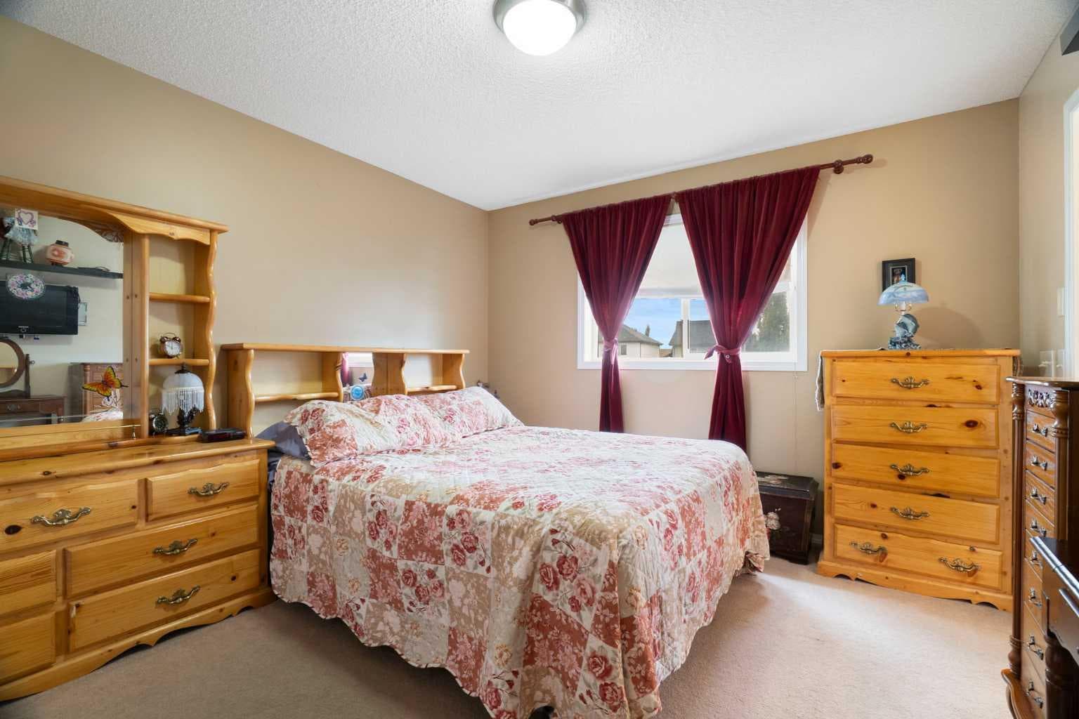 128 Copperstone Grove SE