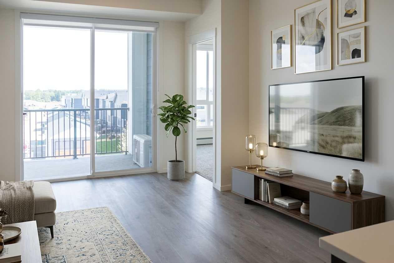 1305, 47 Creekview Gardens 