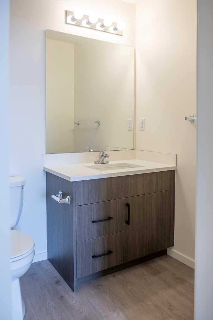 1305, 47 Creekview Gardens 