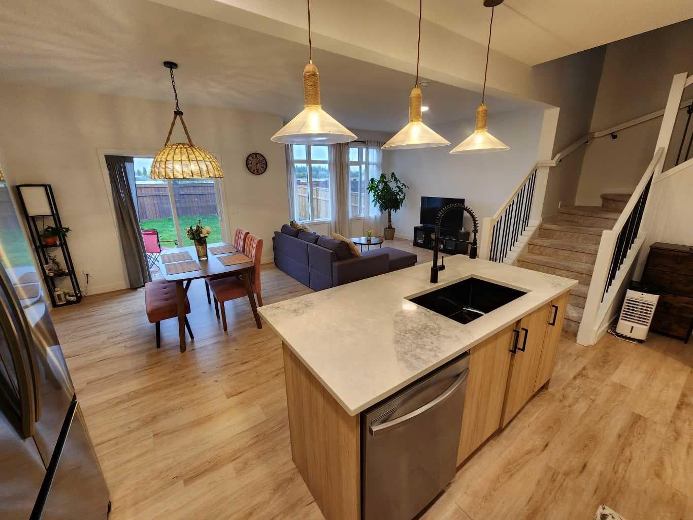 288 Sora Terrace SE