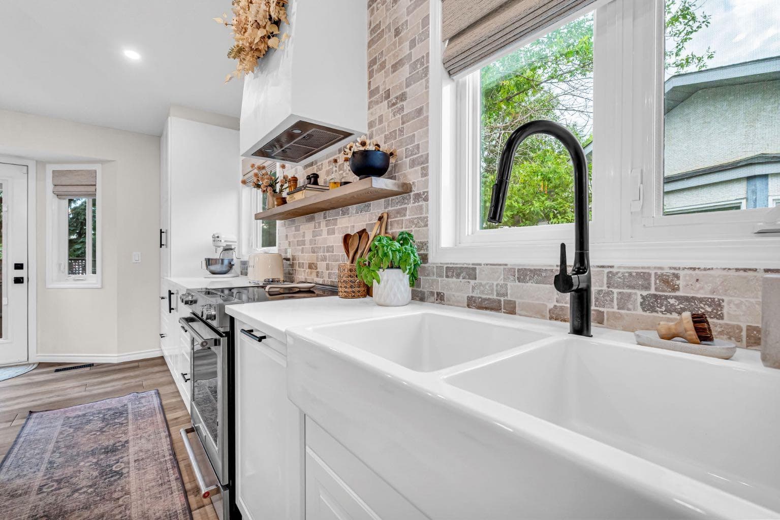 131 Douglas Woods Place SE