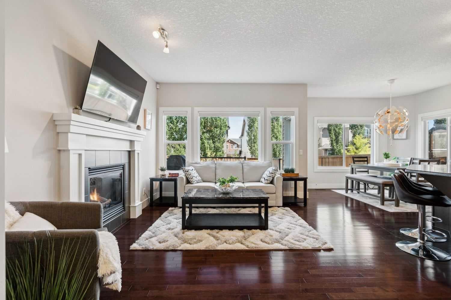 90 Sage Valley Road NW