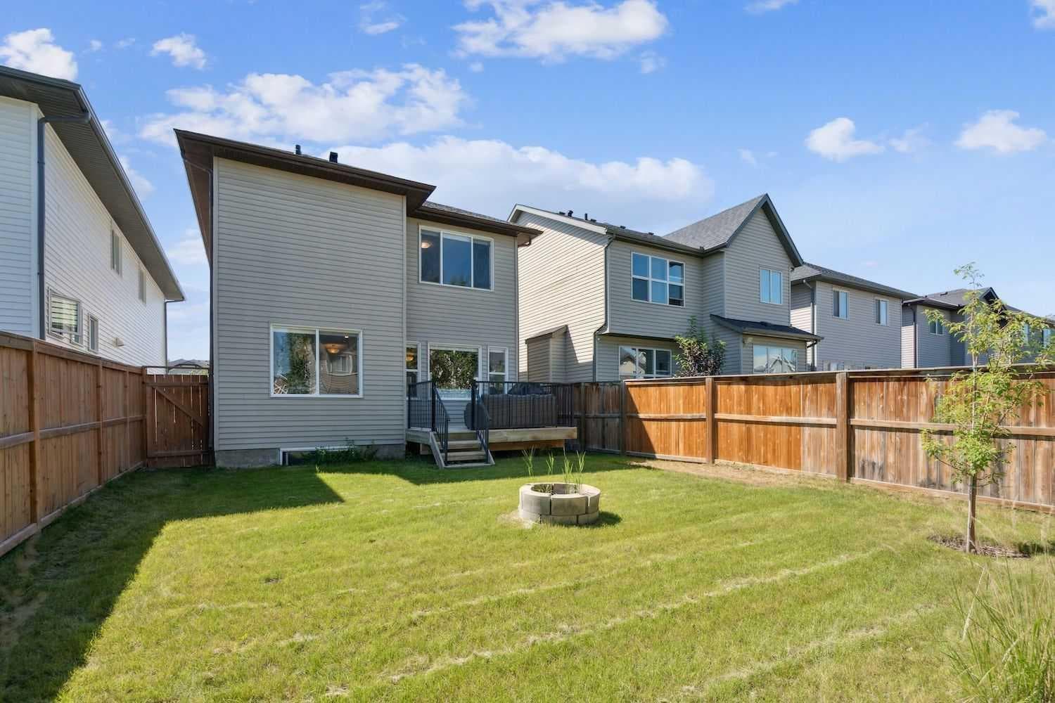 90 Sage Valley Road NW