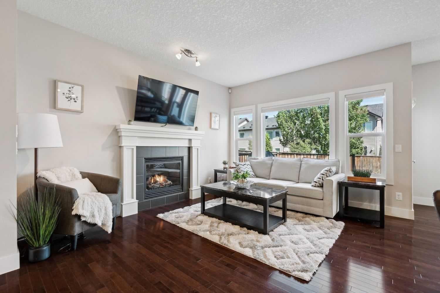 90 Sage Valley Road NW
