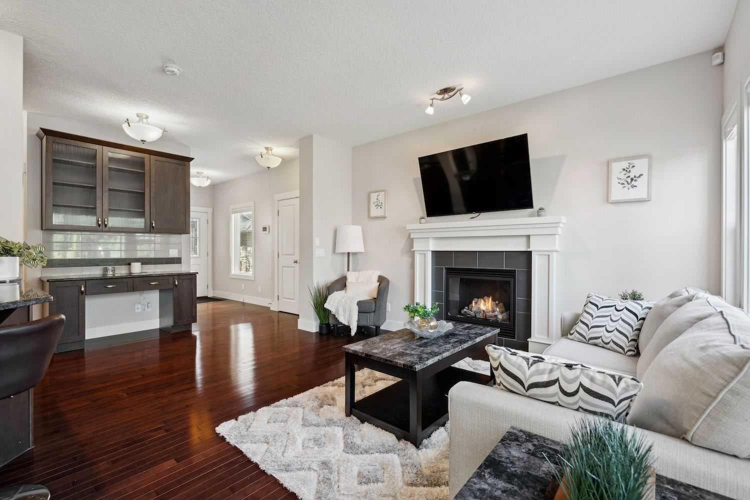 90 Sage Valley Road NW