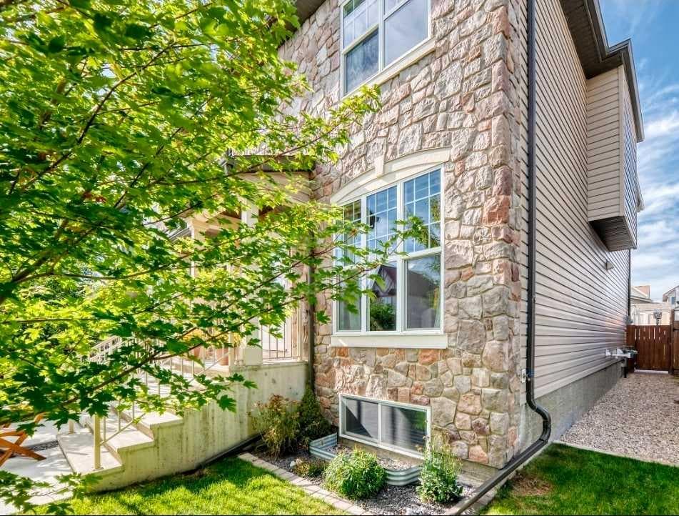 158 Cranford Way SE