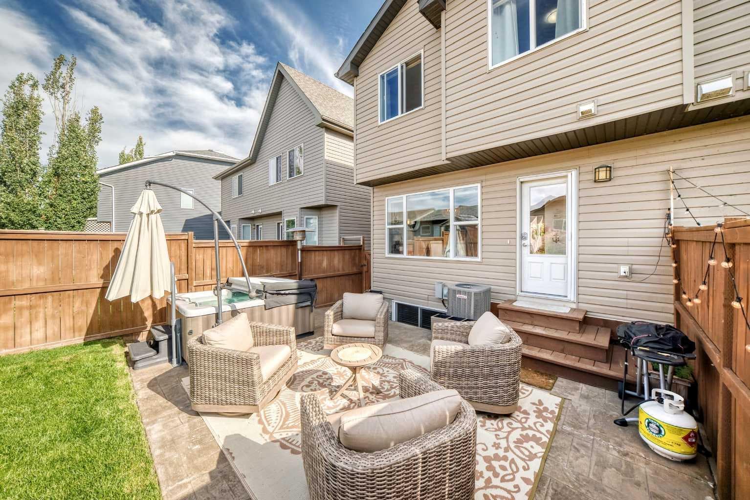 158 Cranford Way SE