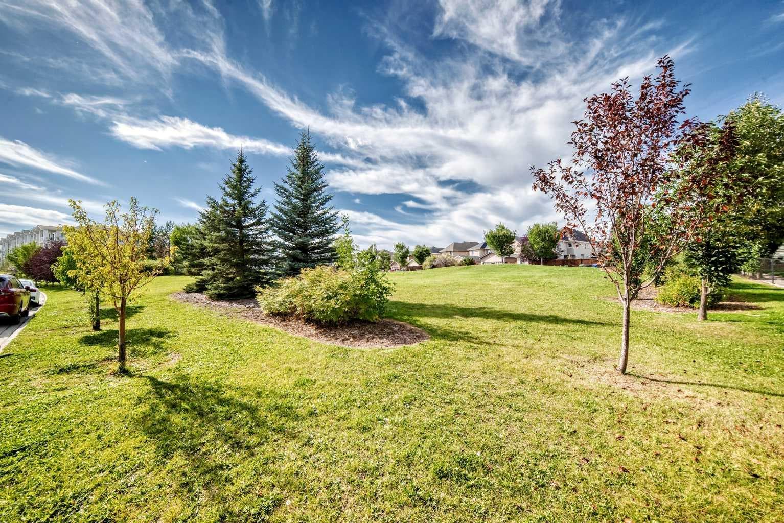 158 Cranford Way SE
