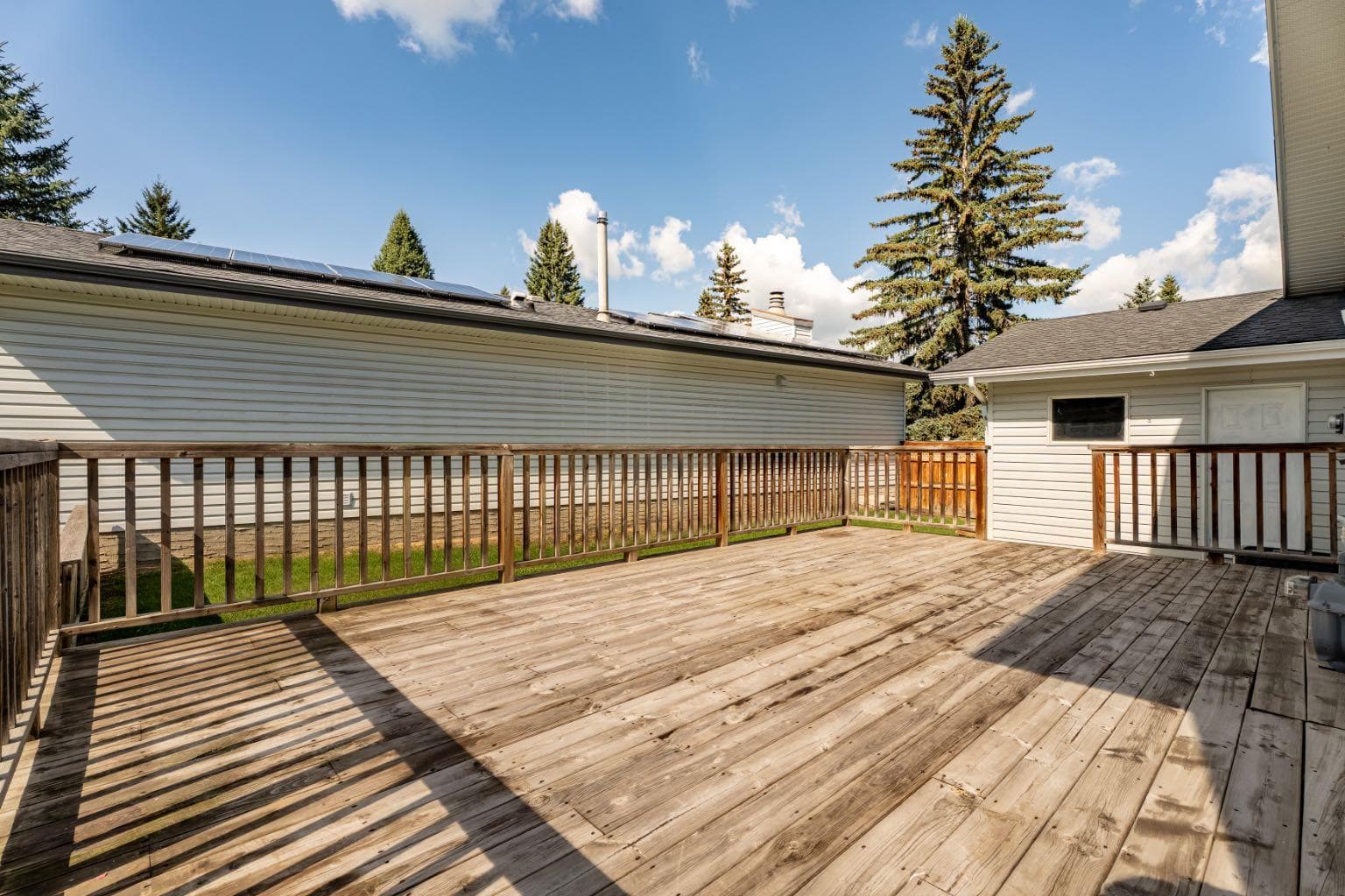 367 Woodridge Place SW