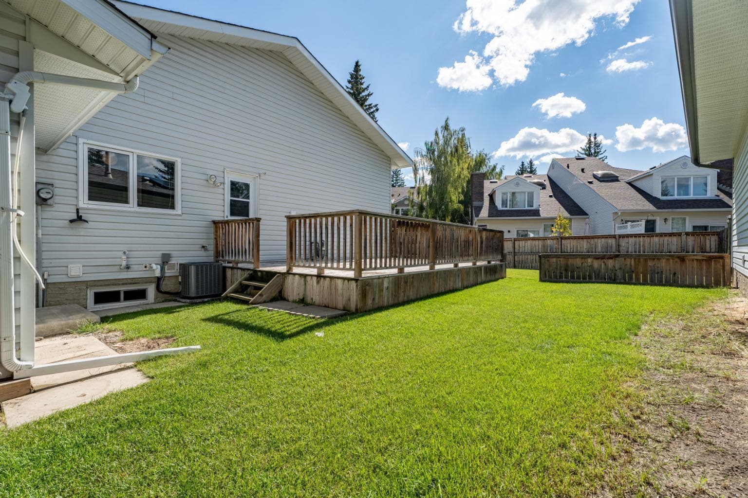 367 Woodridge Place SW