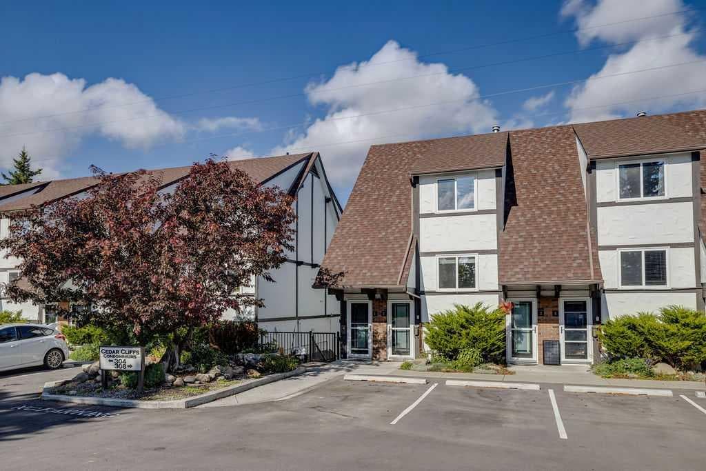 2, 308 Cedar Crescent SW