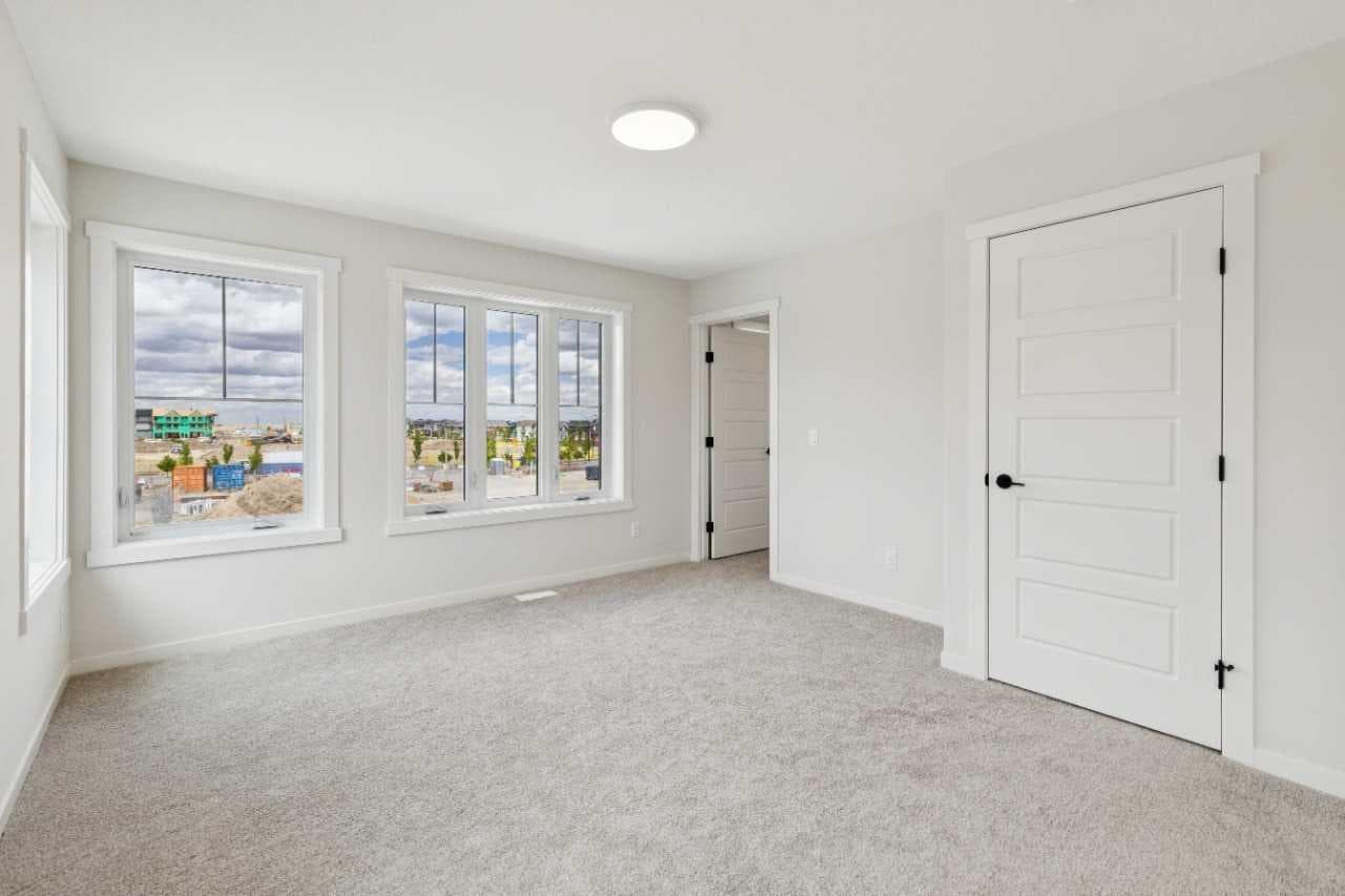 202, 40 Livingston Parade NE