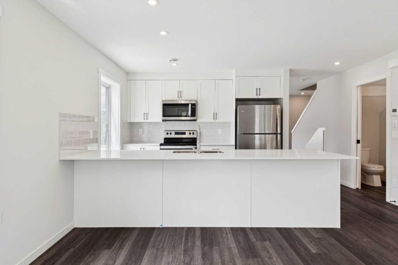 202, 40 Livingston Parade NE