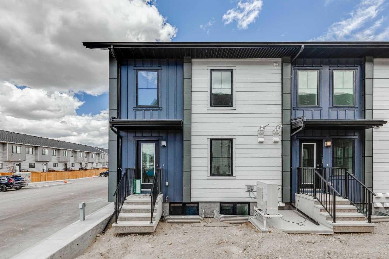 202, 40 Livingston Parade NE