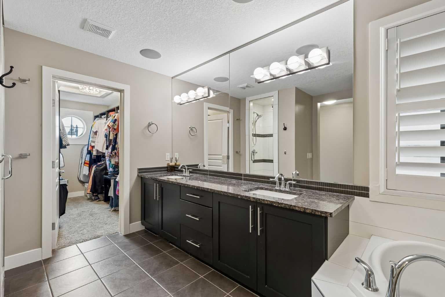 5 Mary Dover Drive SW