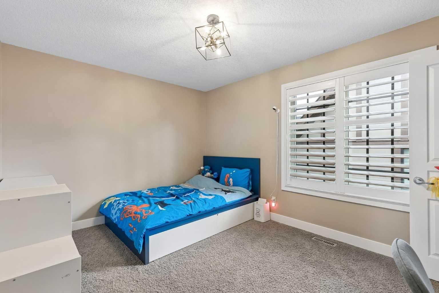 5 Mary Dover Drive SW