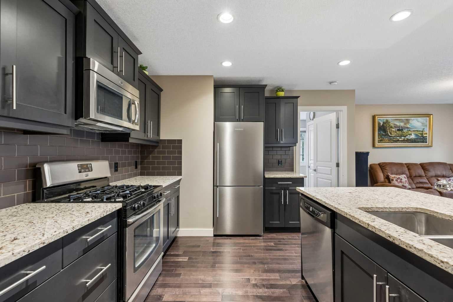 5 Mary Dover Drive SW