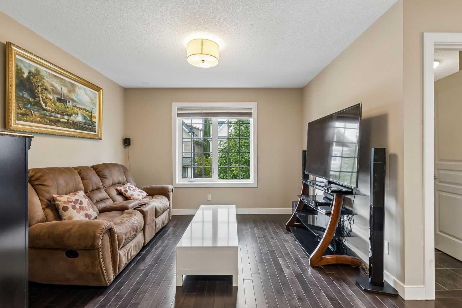 5 Mary Dover Drive SW